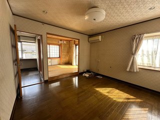 ライフスタイルの変化にあわせたカフェ風大空間LDKへリノベーション BEFORE
