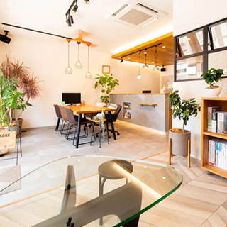 西尾市を中心とした地域密着の会社