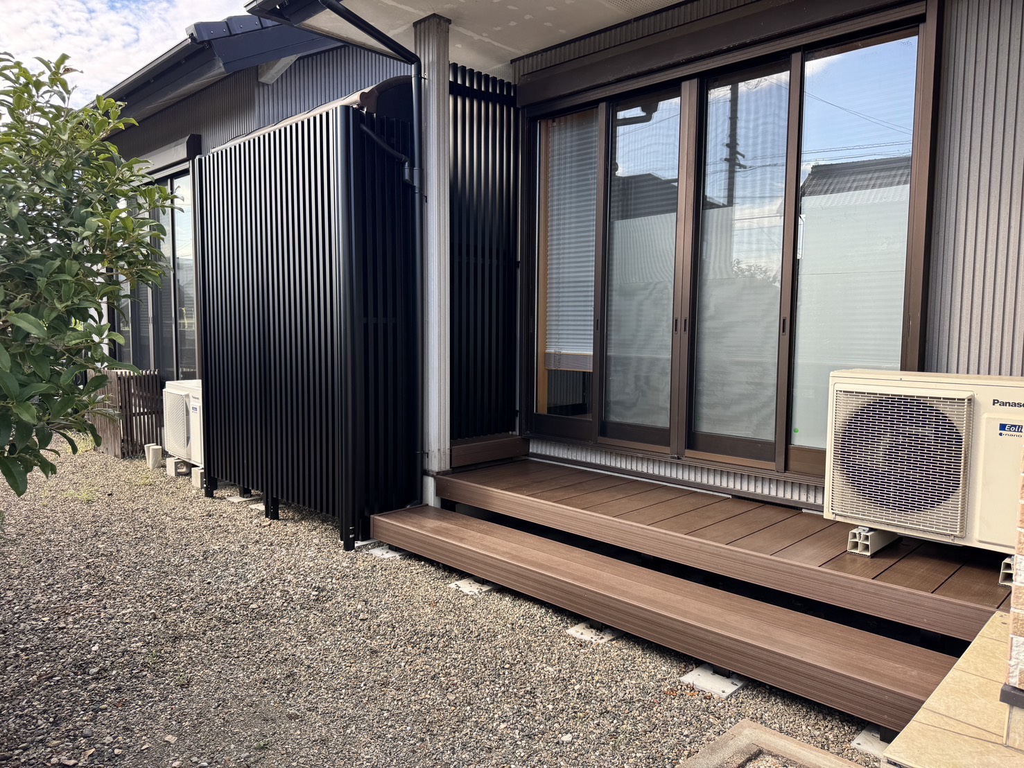 西尾市N様邸｜屋外デッキ工事！ネコのくつろぎスペースを作る